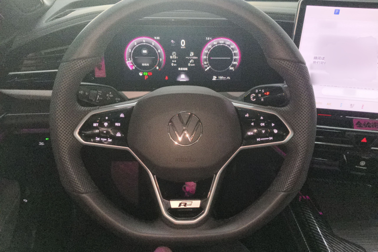 大众 帕萨特 2025款 Pro 380TSI 星空龙尊版中控内饰13