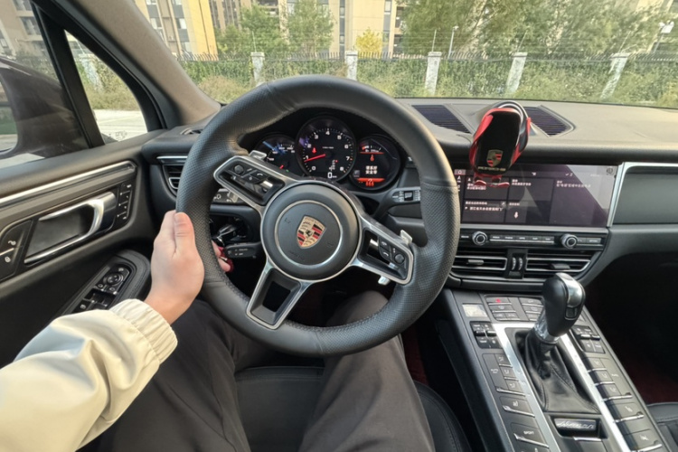 保时捷 2018款 Macan 2.0T中控内饰7006