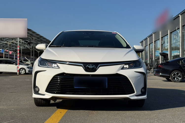 丰田 卡罗拉 2019款 1.2T S-CVT GL-i豪华版车身外观6005