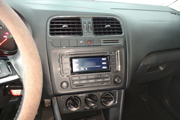 大众 Polo 2016款 1.6L 自动舒适型局部细节16