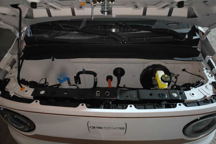 吉利银河 2024款 熊猫mini 200km 耐力熊机舱底盘24