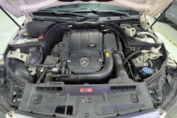 奔驰C级(进口) 2011款 C 200 时尚旅行版局部细节24