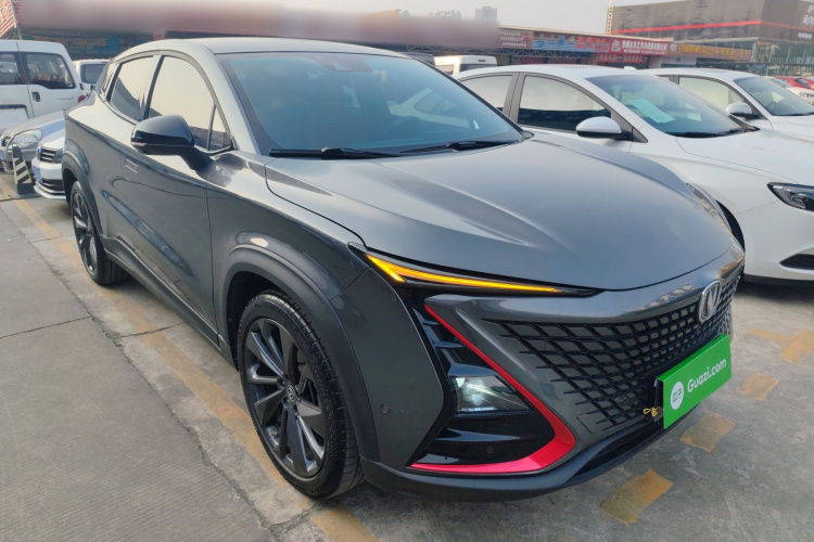 长安UNI-T 2020款 1.5T 旗舰型车身外观6002