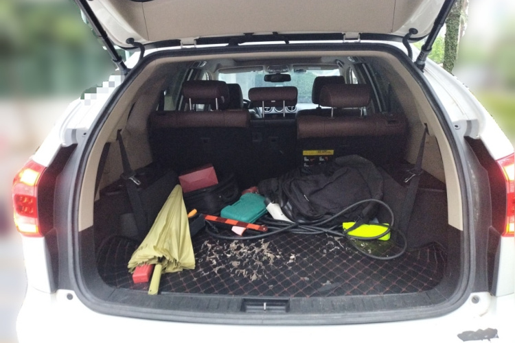 比亚迪 唐新能源 2017款 2.0T 全时四驱豪雅型 7座中控内饰23