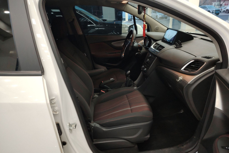 别克 昂科拉 2015款 1.4T 手动两驱都市进取型局部细节41