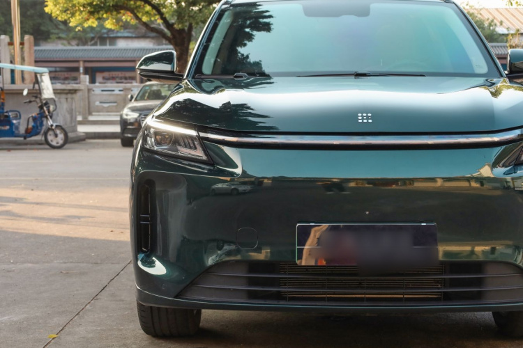 蓝电E5 PLUS 2025款 165km 长续航旅行定制版 7座车身外观6003