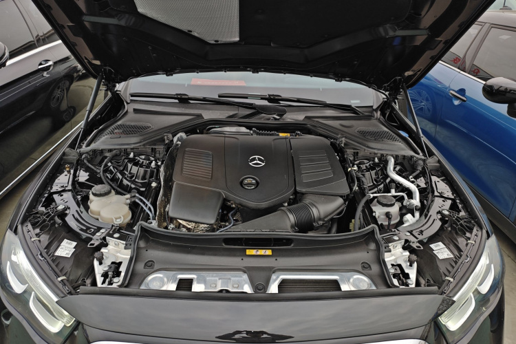 奔驰E级 2024款 E 260 L机舱底盘24