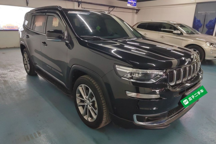 Jeep 大指挥官 2018款 2.0T 两驱进享版 国V车身外观6002