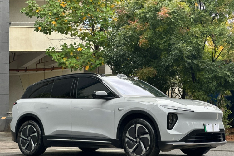 蔚来ES6 2024款 75kWh车身外观6004