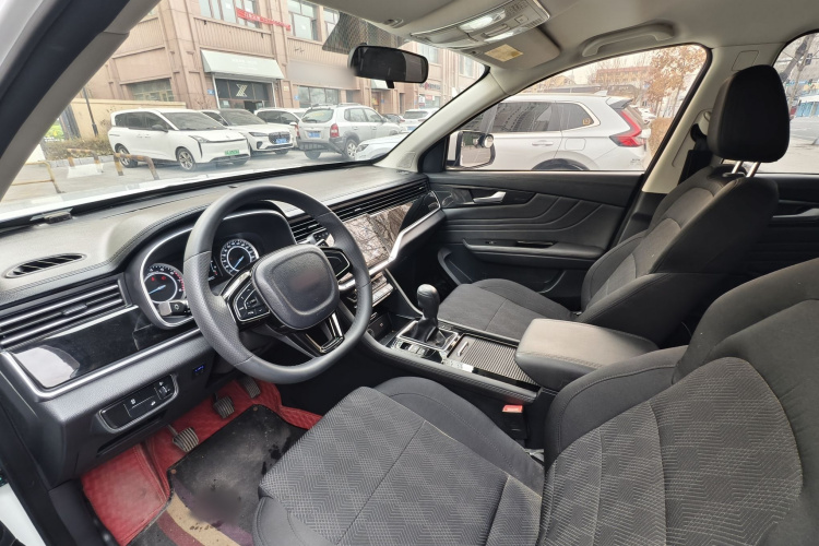 中国重汽VGV VGV U70 2020款 1.5T 手动舒适版 7座中控内饰7005