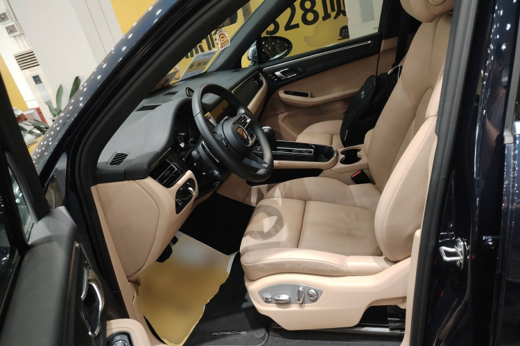 保时捷 2023款 Macan 2.0T中控内饰19