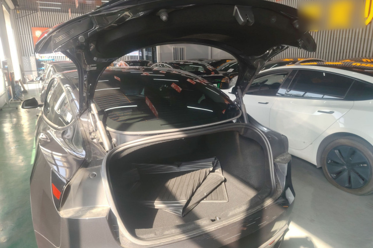 特斯拉 Model 3 2023款 长续航全轮驱动版局部细节23