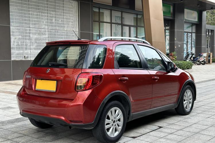 铃木 天语 SX4 2013款 1.6L 自动酷锐型车身外观6005