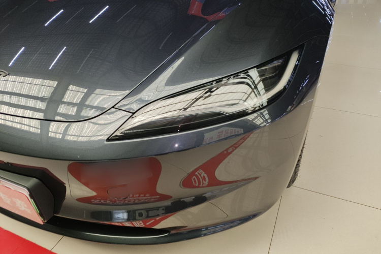 特斯拉 Model 3 2023款 后轮驱动版局部细节36