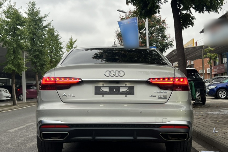 奥迪A4L 2020款 40 TFSI quattro 豪华动感型车身外观6005