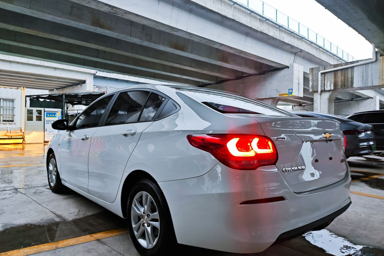 雪佛兰 科沃兹 2018款 320 手动欣悦版车身外观6003