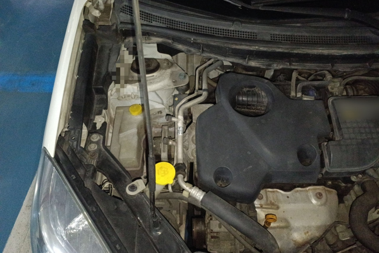 雷诺 科雷傲(进口) 2014款 2.5L 四驱舒适版局部细节9006