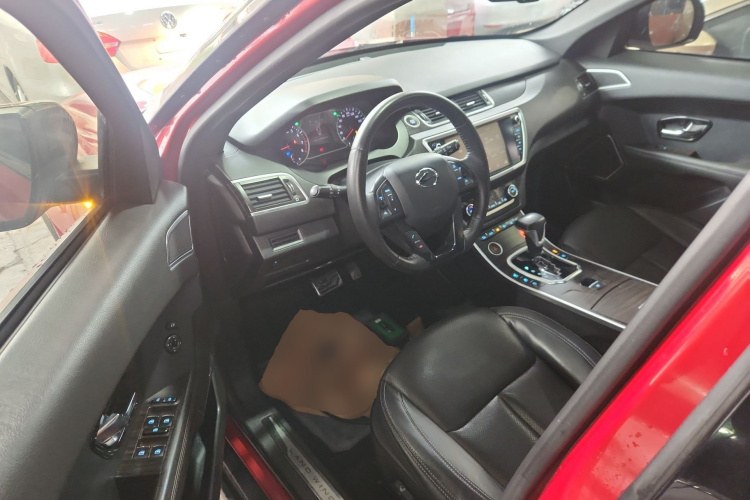 陆风X7 2018款 劲越 1.5T 全景尊贵型中控内饰20