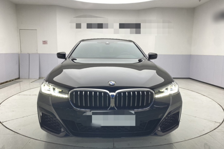 宝马5系 2023款 改款 530Li 领先型 M运动套装车身外观6001