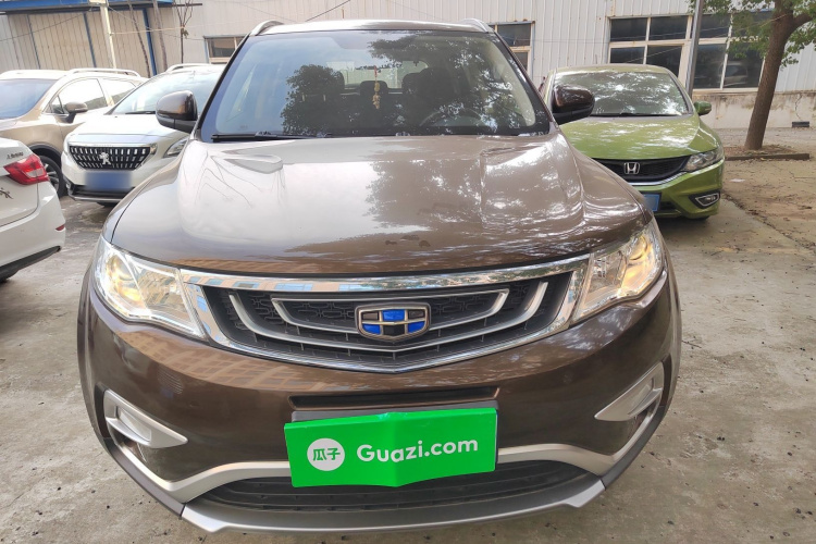 吉利汽车 博越 2016款 2.0L 手动智联型车身外观2