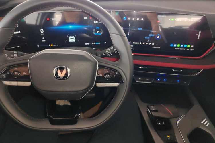 长安X5 PLUS 2024款 1.5T DCT智尊型中控内饰7002