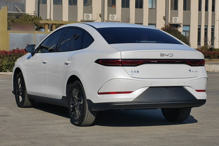 比亚迪 秦PLUS 2025款 EV 智驾版 510KM进取型车身外观6002