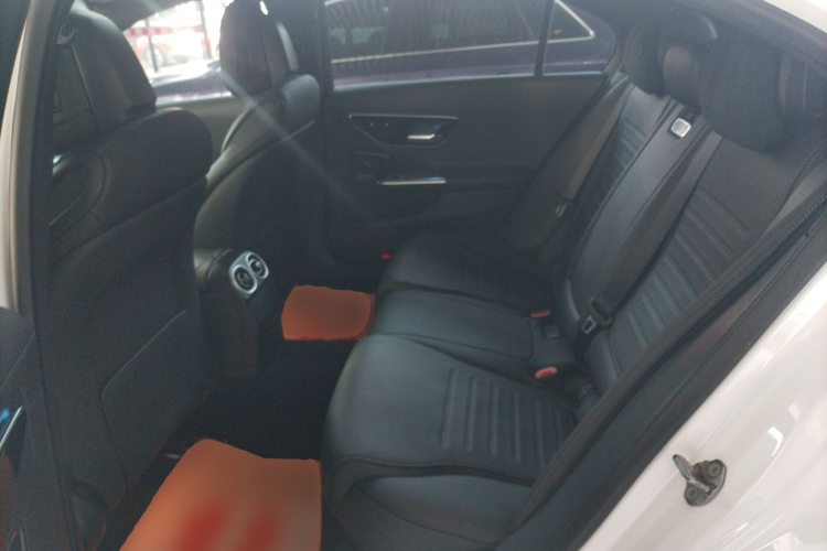 奔驰C级 2022款 C 200 L 运动版中控内饰21