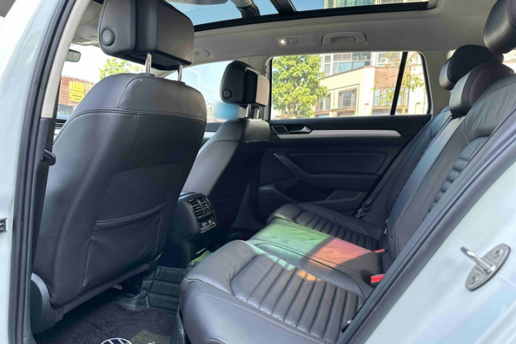 大众 蔚揽 2018款 380TSI 两驱舒行版中控内饰7001