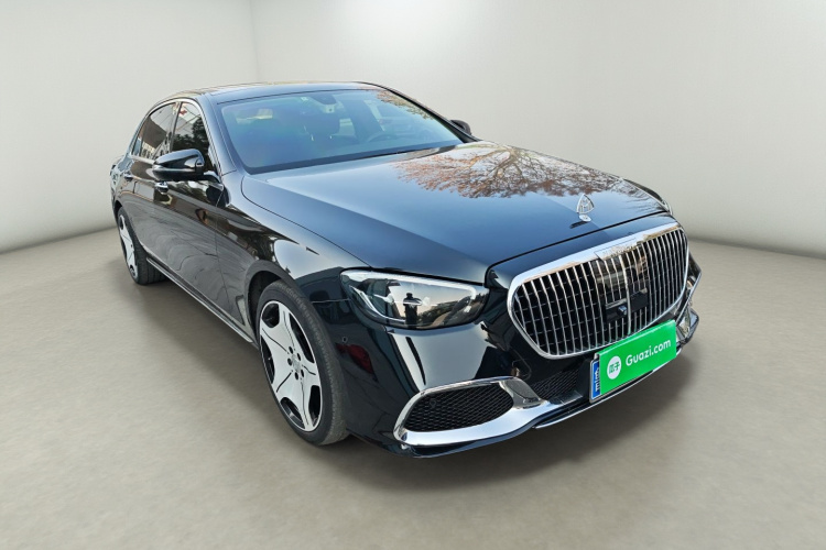 奔驰E级 2021款 E 300 L 时尚型车身外观3