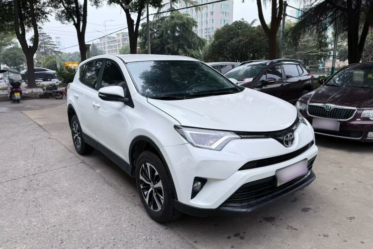 丰田 RAV4荣放 2019款 2.0L CVT两驱都市版 国VI车身外观6004