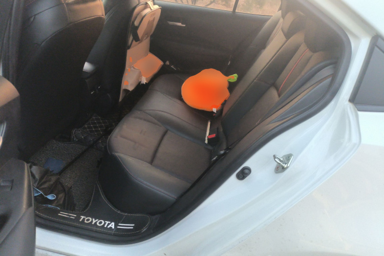 丰田 雷凌 2021款 185T CVT运动版中控内饰21