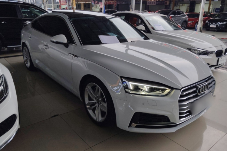 奥迪A5 2019款 Sportback 45 TFSI 时尚型车身外观6002