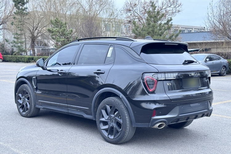 领克01 2021款 2.0TD 四驱暗夜版车身外观6006