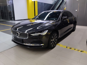 沃尔沃S90 2022款 B5 智逸豪华版