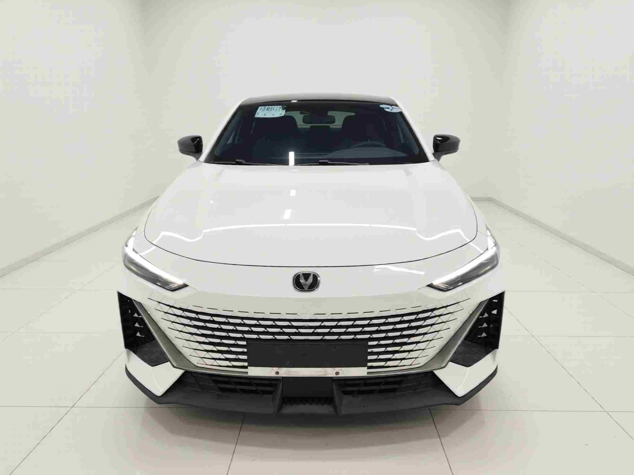 郑州二手长安UNI-V 2024款，15万内颜值与科技的双重降维打击？