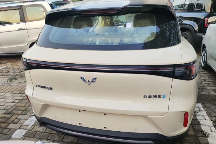 五菱汽车 缤果S 2025款 430km 尊享款车身外观6