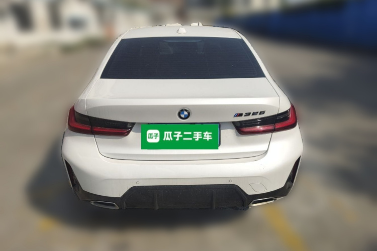 宝马3系 2023款 325i M运动套装车身外观6004