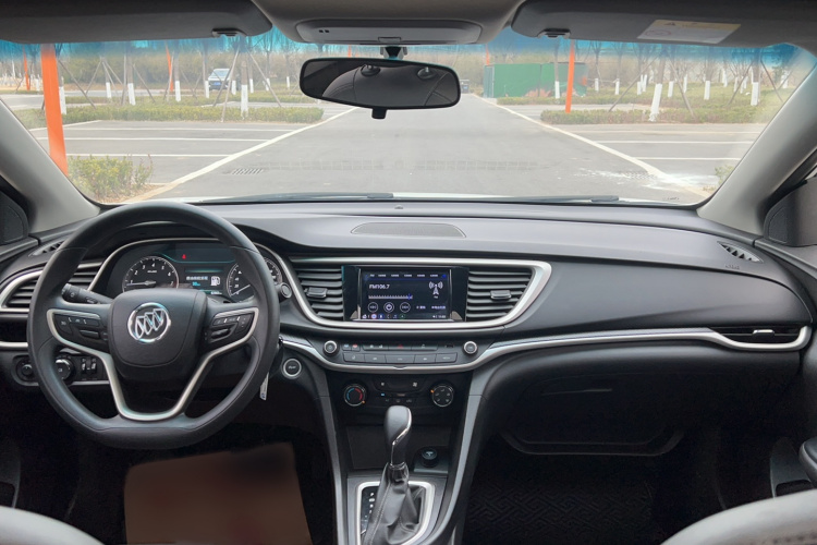 别克 英朗 2021款 改款 典范 1.5L 自动精英型中控内饰7005