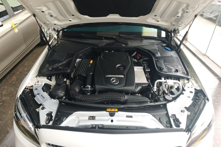 奔驰C级 2019款 C 180 L 时尚型运动版局部细节24