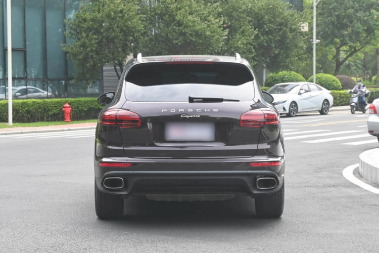 保时捷 2015款 Cayenne 3.0T车身外观6004