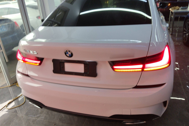 宝马3系 2021款 改款 320Li M运动套装车身外观6