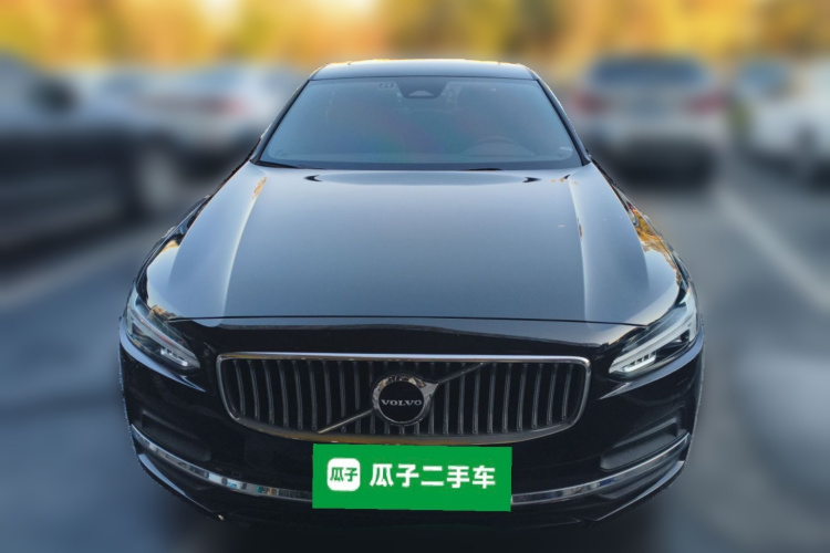 沃尔沃S90 2023款 B5 智逸豪华版车身外观2