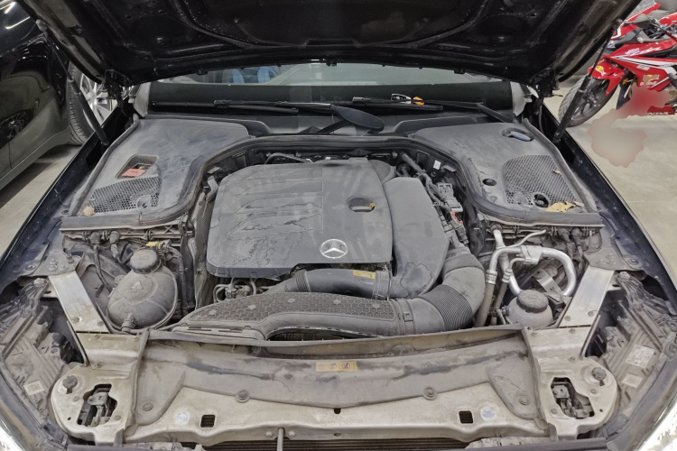 奔驰E级 2021款 E 260 L局部细节24