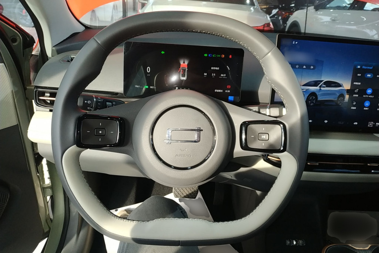 奔腾 悦意03 2025款 565km 臻享版中控内饰13