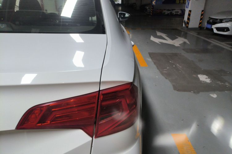 大众 2019款 改款 宝来·传奇 1.5L 手动时尚型 国VI车身外观6006