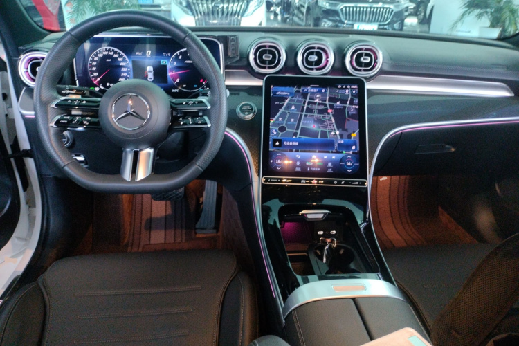 奔驰C级 2024款 改款 C 260 L 运动版中控内饰12