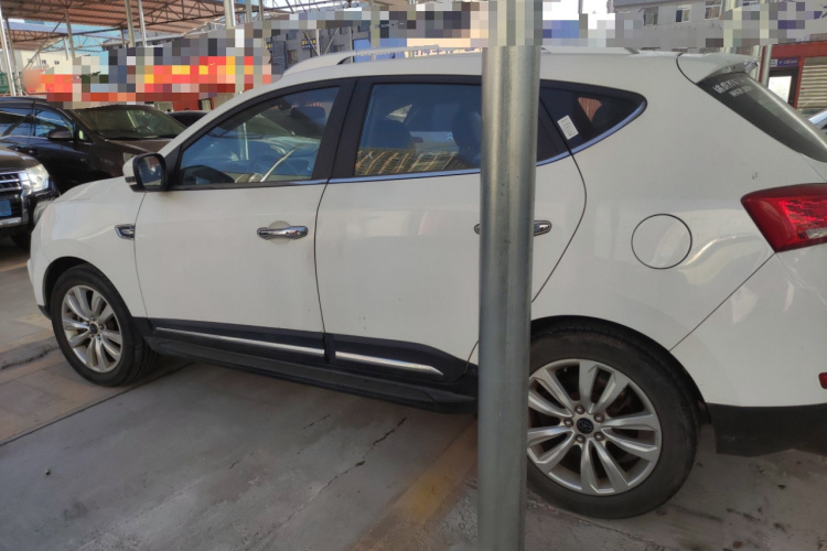 江汽集团 瑞风S5 2015款 1.5T 自动精英型车身外观4