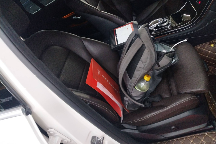 奔驰GLC 2019款 GLC 260 L 4MATIC 动感型局部细节41