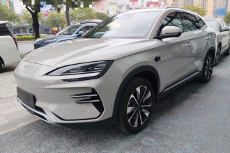 比亚迪 宋PLUS新能源 2025款 EV 智驾版 605km 旗舰型