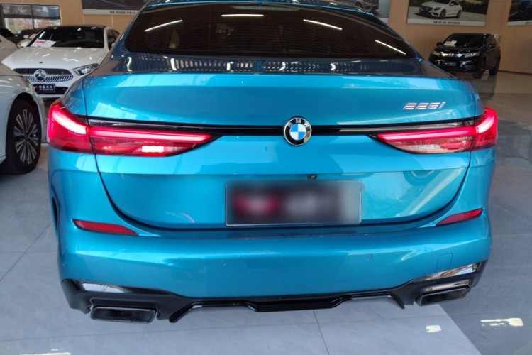 宝马2系(进口) 2023款 225i 四门轿跑车 M运动套装车身外观6